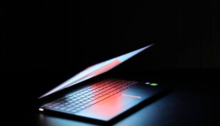 Zum Zocken reicht auch ein 18 Zoll Laptop